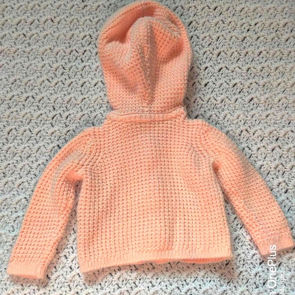 Newborn sweater - Picture 2 of 3